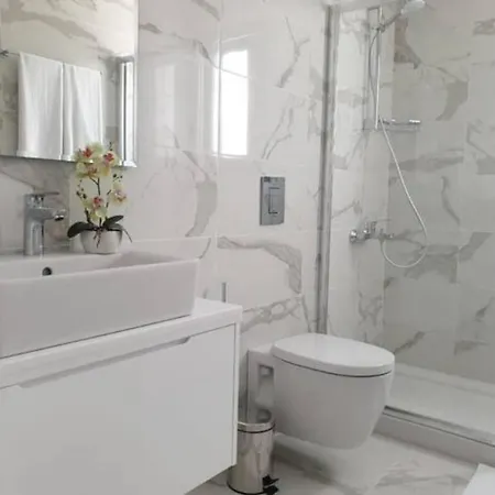 Διαμέρισμα Victoria Suites